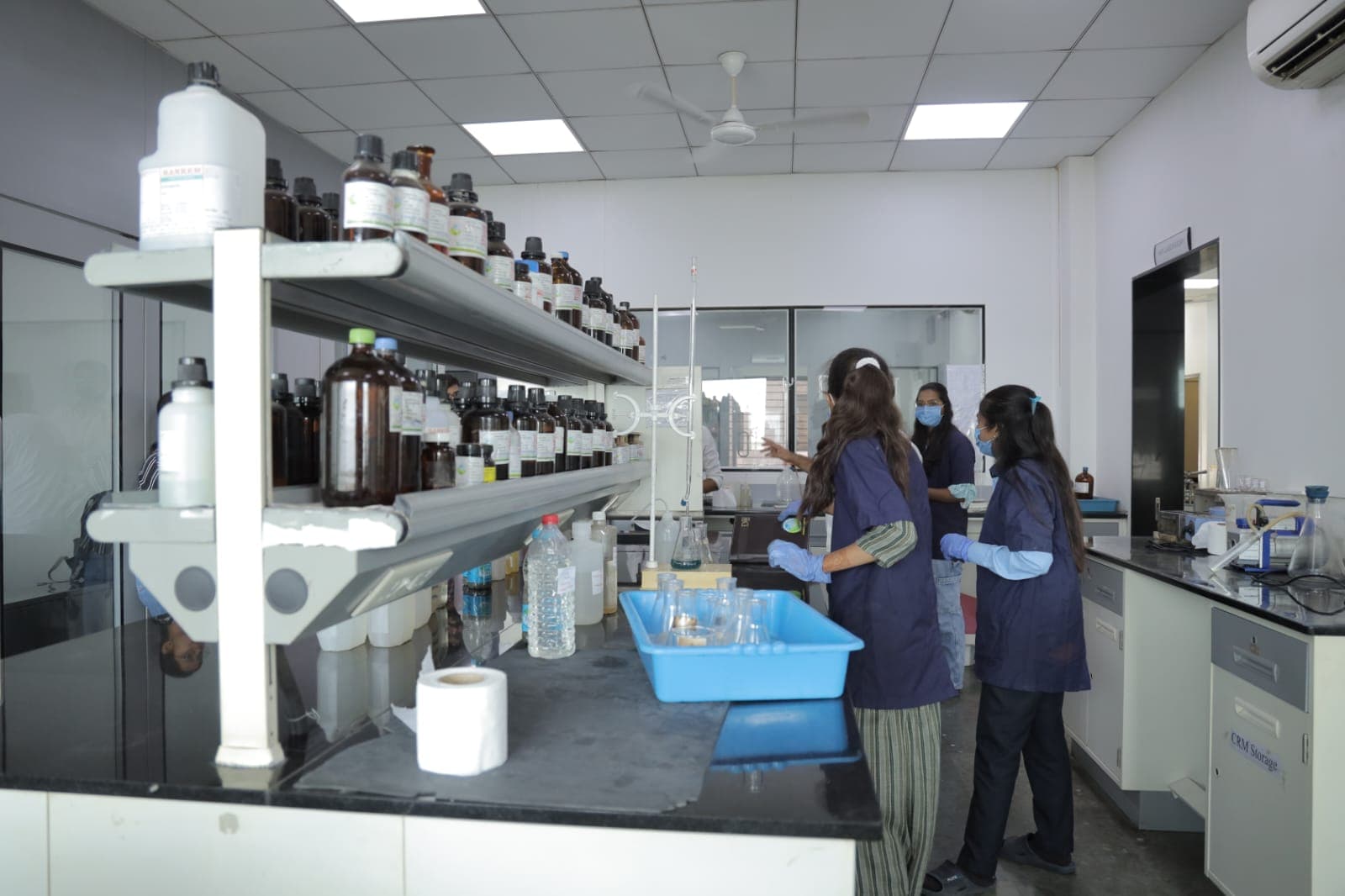 Automated pharmaceutical packaging line and cleanroom facility